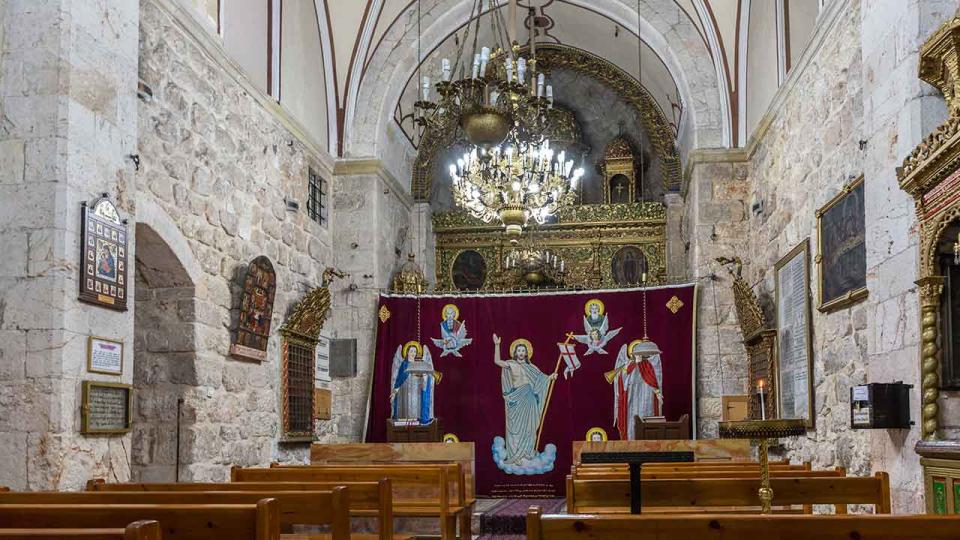 Die Haupthalle der Markuskirche - die syrisch-orthodoxe Kirche in der Altstadt von Jerusalem, Israel